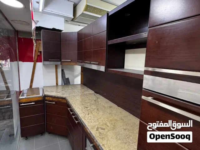 مطبخ قشره ارو دهان اوستور بحالة ممتازة