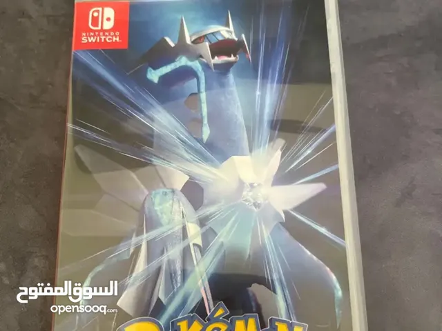 لعبة نينتيندو و حافظة اشرطة