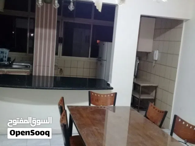 شقه مفروشه بابراج عثمان اليوم 2000جنيه