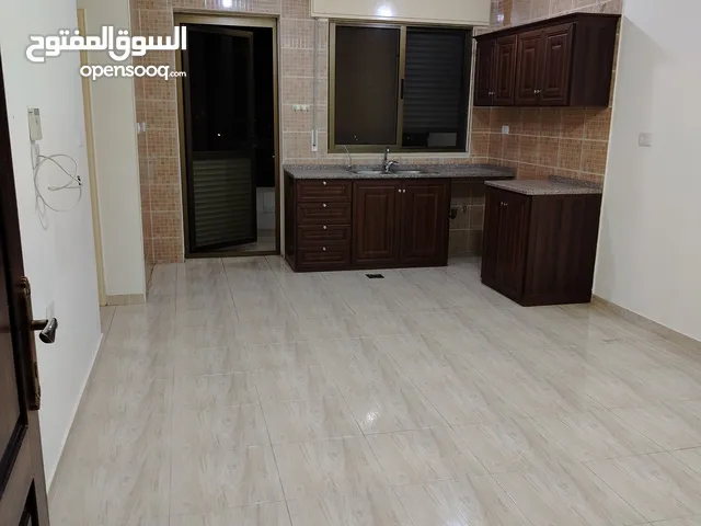 شقه فارغه للايجار ابونصير خلف مبنى امانه عمان