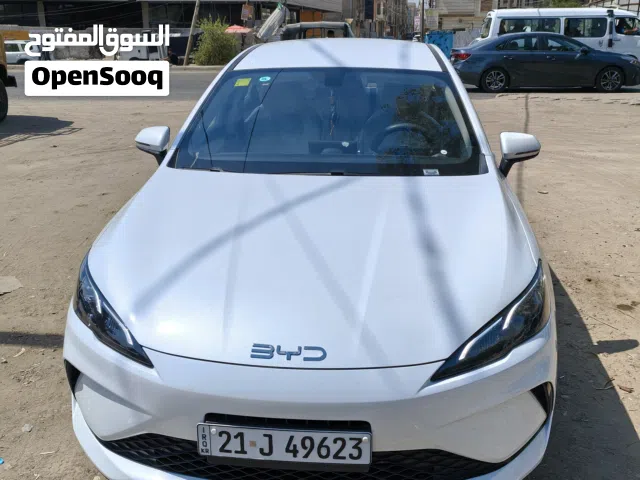 2025 بي واي دي سيل