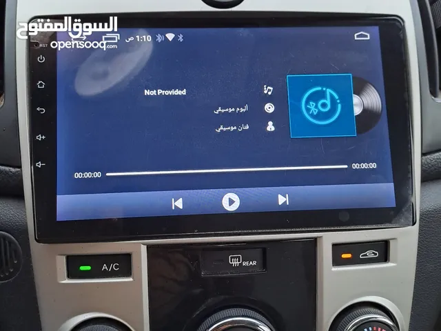 شاشه تركب على جميع السيارات و معها كفر متع كيا فورتي 2012 اقراء الوصف
