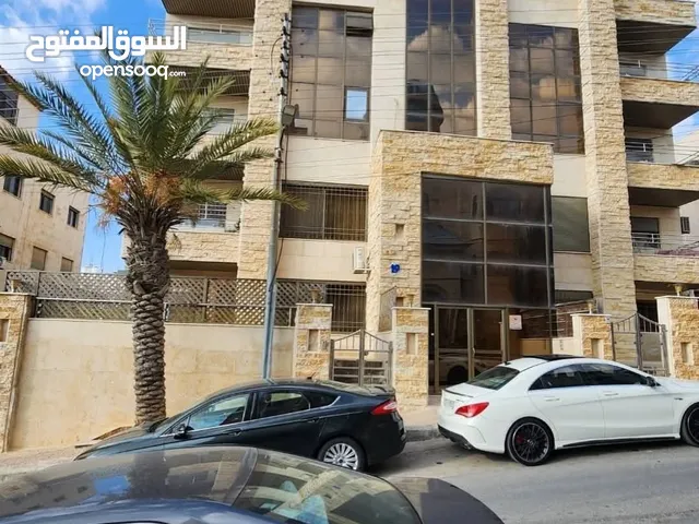 شقة لقطة حقيقية للبيع اجمل مناطق الجبيهة قرب جامعة الاميرة سمية ومن المالك بسعر مغري 105 الاف دينار