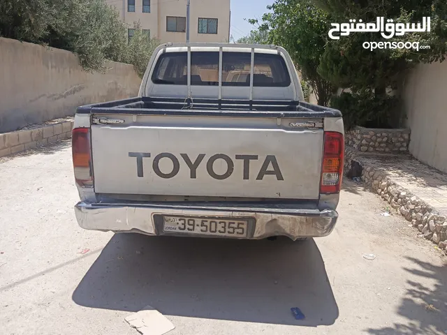 Used Toyota Hilux in Amman