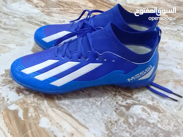 حذاء ميسي تارتان قياس 45 للبيع او مراوس