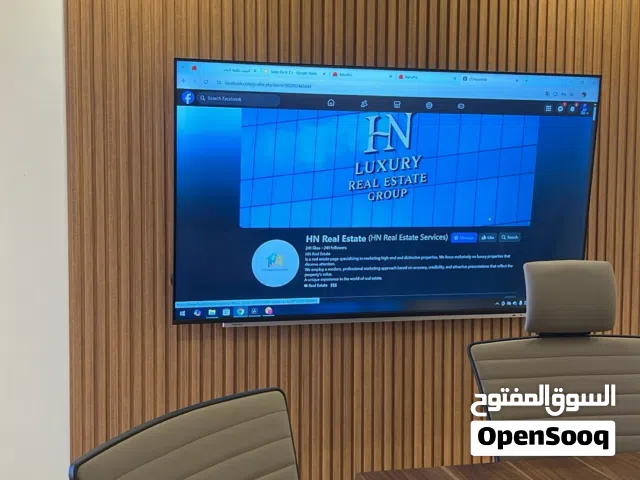 فيلا سكنية في قلب النوفليين 3 طوابق وملحق نظيفة جدا غير مفروشه
