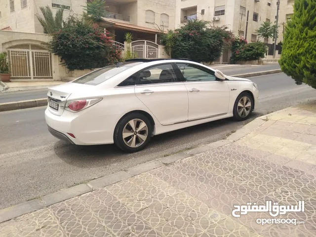 سوناتا للبيع كاش أو أقساط بدفعه والباقي تمويل80 ٪على الهوية الشخصيه فقط