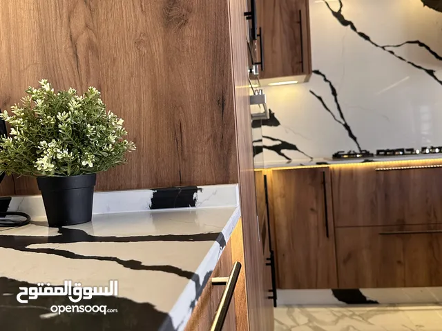 220 m2 4 Bedrooms Apartments for Sale in Amman Umm Zuwaytinah