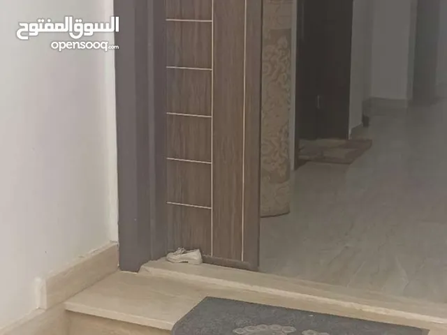 130 m2 4 Bedrooms Townhouse for Sale in Tripoli Sidi Khalifa