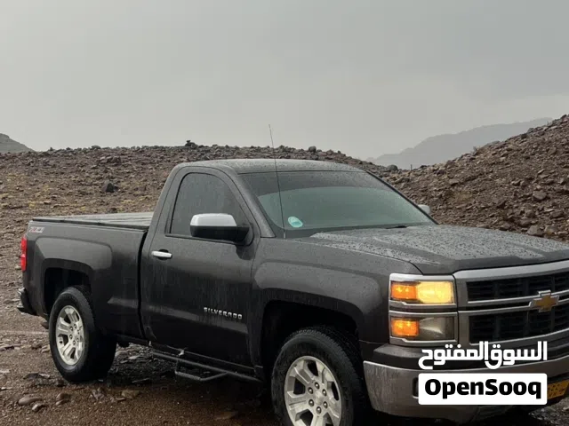 2013 شيفروليه سلفرادو 1500 LT