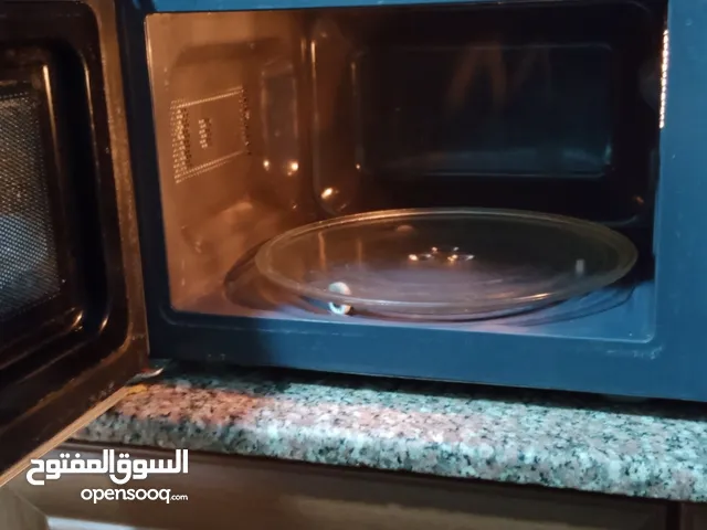 Sharp  Microwave in Tripoli