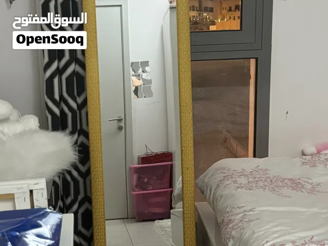 مرايا طويلة Tall mirror