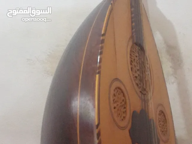 عود عراقي سيسم هندي صناعه الاسطه الكبير كريم الفضل سنه الصنع 2005