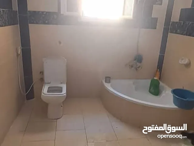 160 m2 More than 6 bedrooms Apartments for Rent in Benghazi Sidi Younis