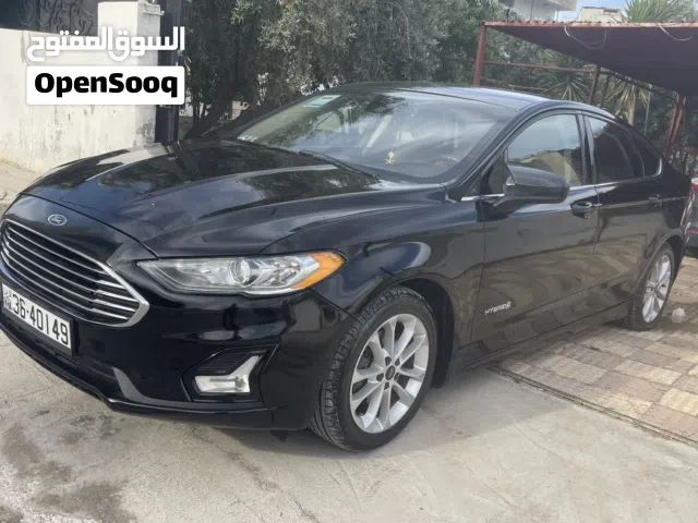 2019 فورد فيوجن SE