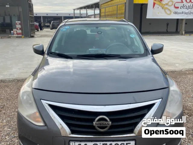 2019 Nissan Versa SV