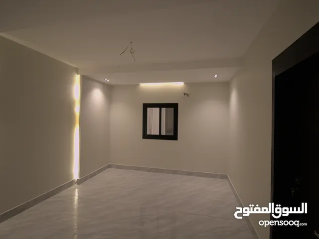 160 m2 5 Bedrooms Apartments for Sale in Jeddah As Salamah
