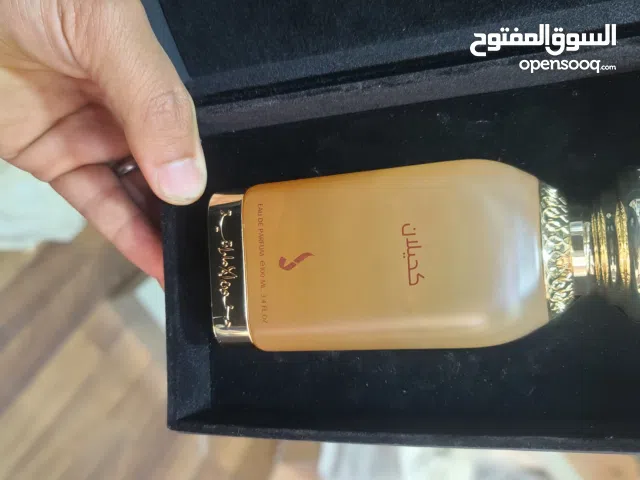 جميع العطور متوفره من دخون الإماراتية