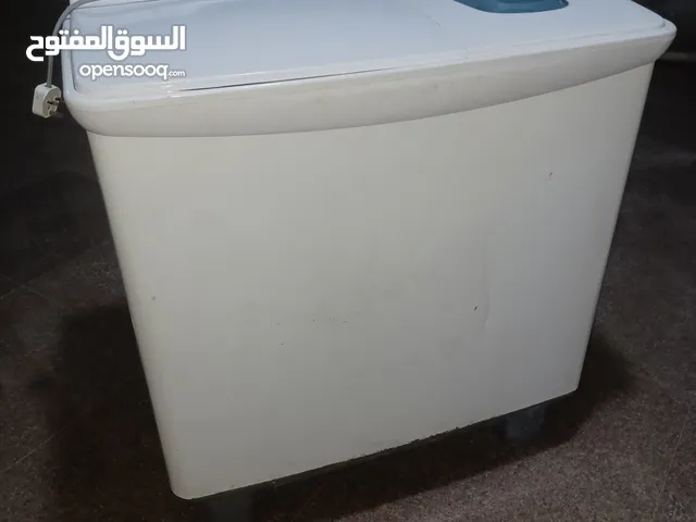 Hitache 9 - 10 Kg Washing Machines in Farwaniya