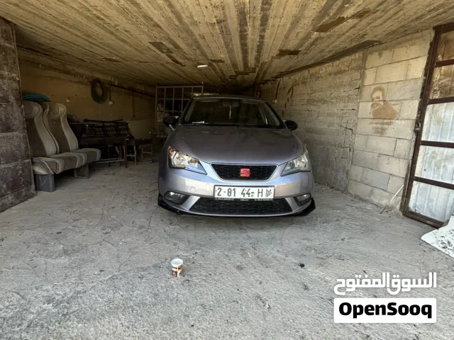 2016 سيات إبيزا Standard