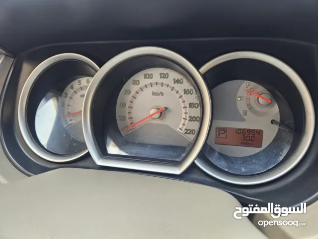 Nissan Tidda 2009 single hand used
