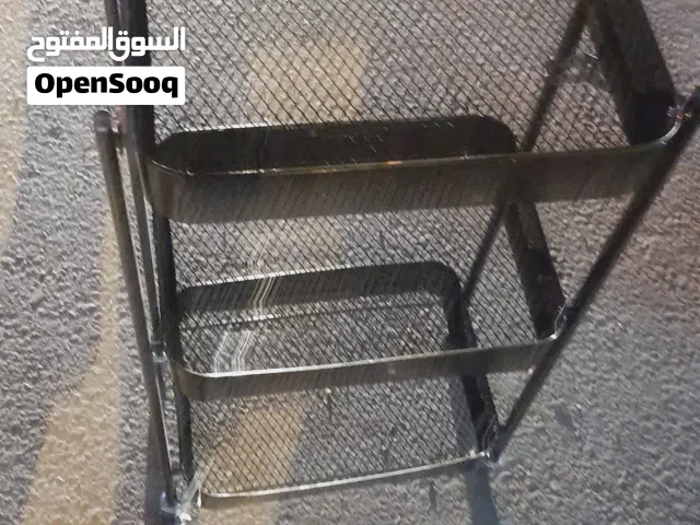 للبيع  ترولي/ستاند تنظيم معدني عملي وأنيق  مناسب للمطبخ، الحمام، المكياج أو التخزين   خامة