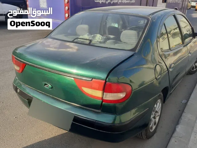 2002 Renault Megane Standard