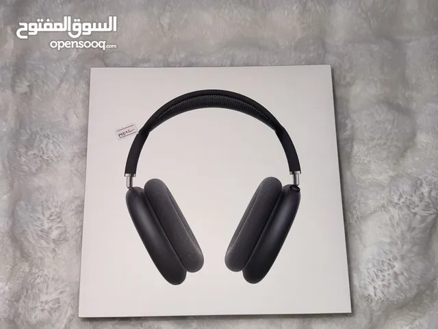 AirPods Max (Latest Edition) – Black Barely Used Like New!