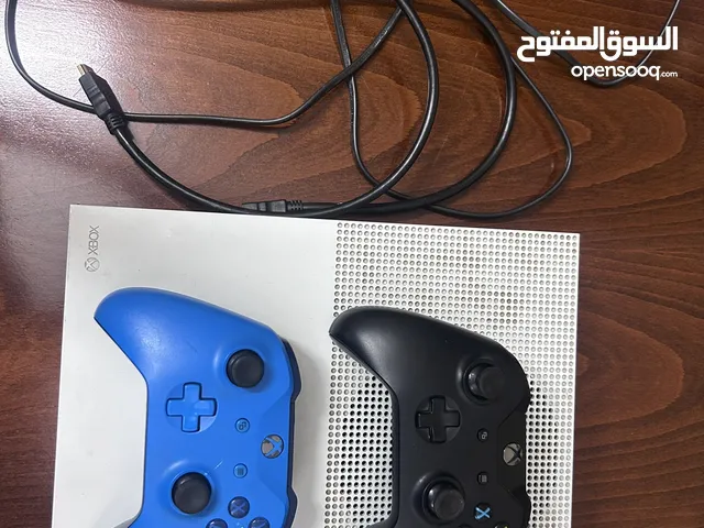 اكس بوكس ون أس مساحه 1 تيرا معا يدين تحكم