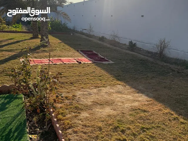 4 Bedrooms Farms for Sale in Basra Abu Al-Khaseeb