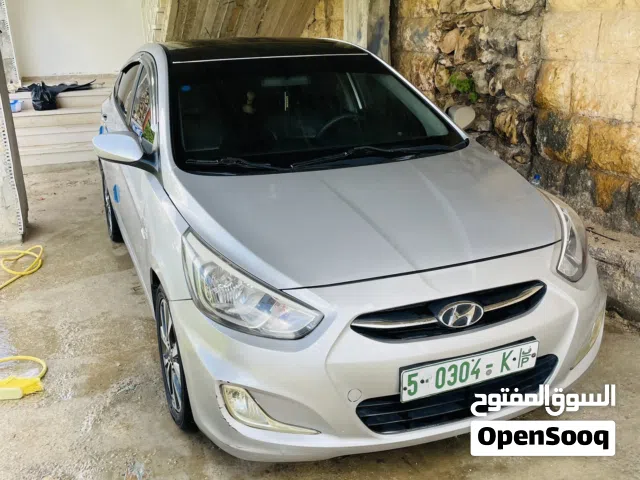 2015 هيونداي اكسنت Limited