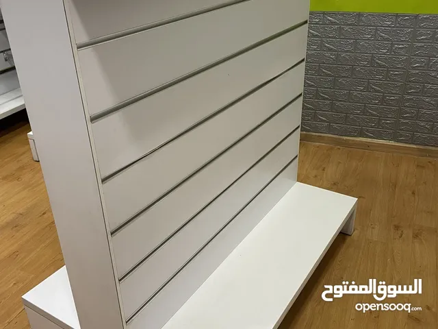 مكاتب واستاندات للبيع