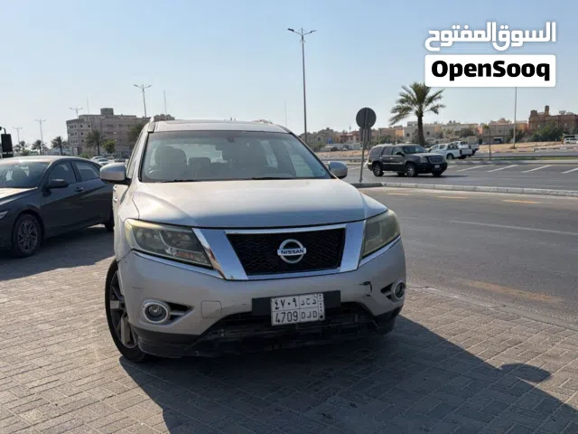 2016 Nissan Pathfinder SL