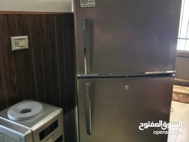 ثلاجه استخدام خفيف بحال الوكاله