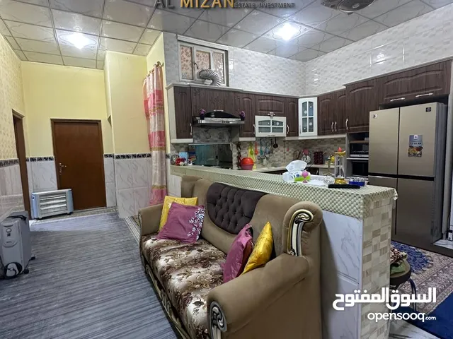 200 m2 2 Bedrooms Townhouse for Rent in Basra Al Mishraq al Jadeed