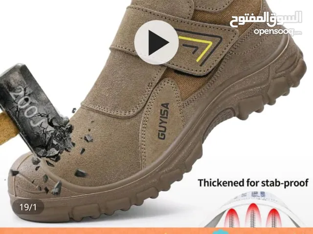 45 Sport Shoes in Zarqa