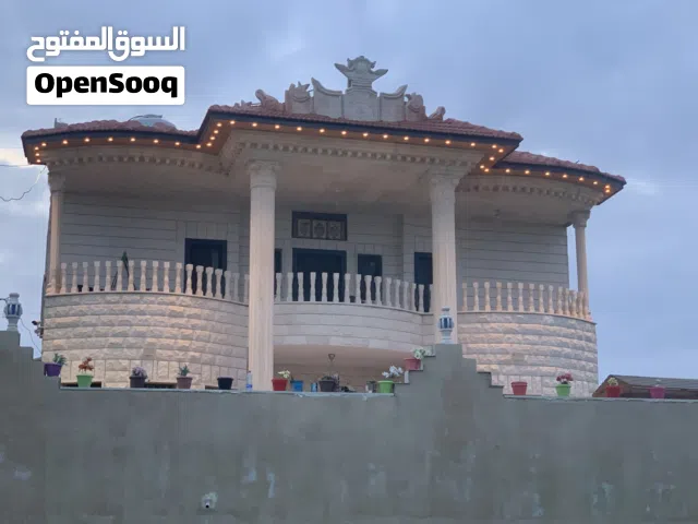 240 m2 3 Bedrooms Townhouse for Sale in Jenin Arraba