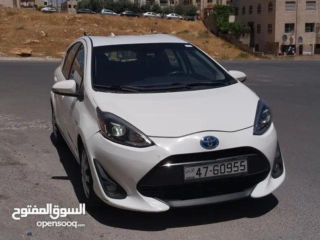 Used Toyota Prius in Amman