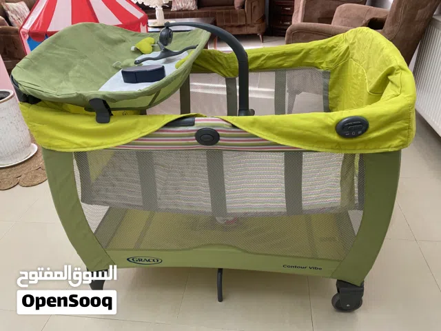 تخت اطفال Graco مستويات عدد 2 قابل للطوي