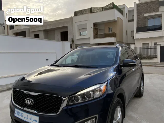 Used Kia Sorento in Tripoli