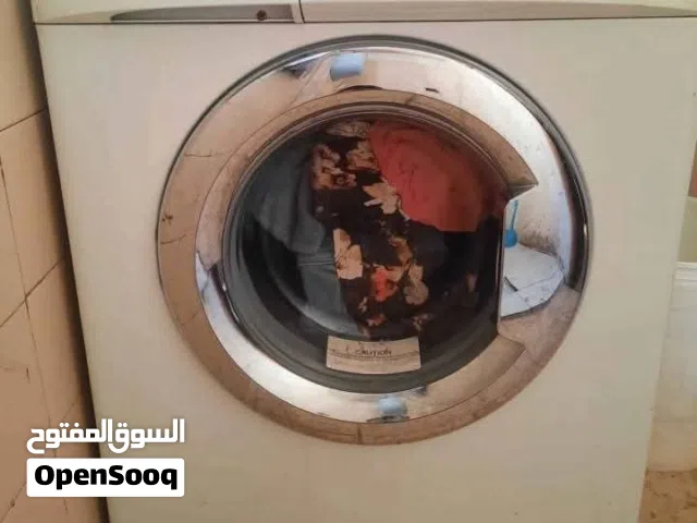 للبيع غساله اوتوماتيك  سانيو 8 كيلو شغاله 100%