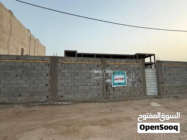 600 m2 3 Bedrooms Townhouse for Sale in Basra Shatt Al-Arab