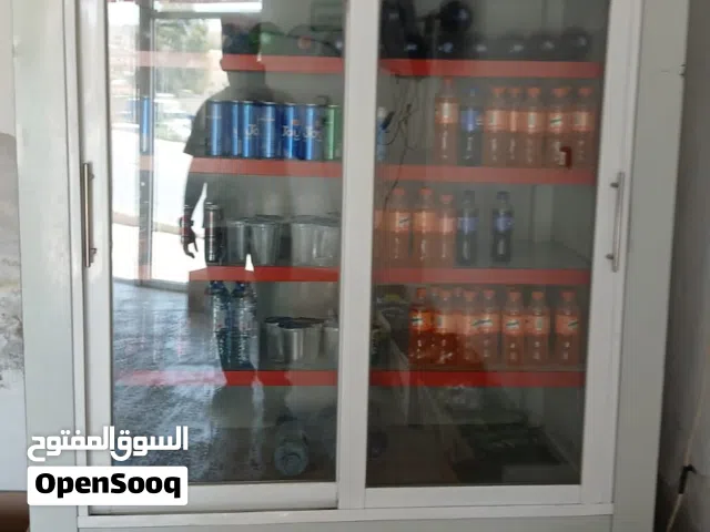 ثلاجة عرض للبيع