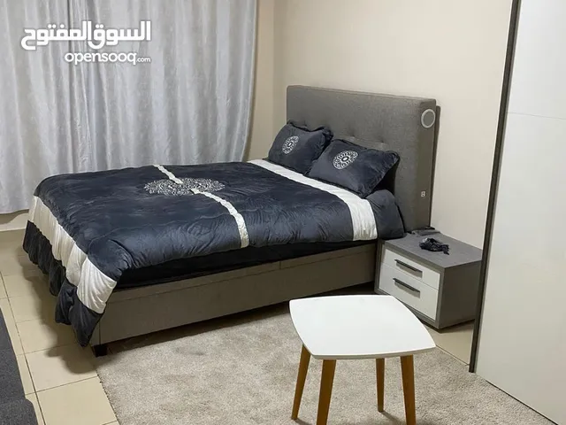 3 m2 Studio Apartments for Rent in Sharjah Al Mujarrah