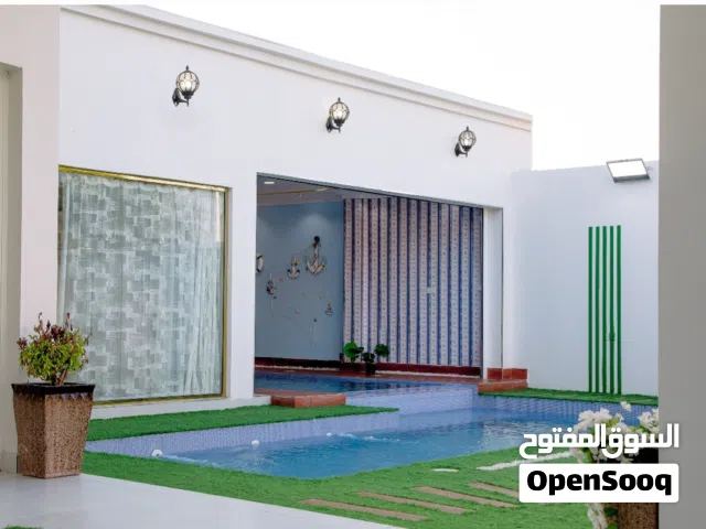 2 Bedrooms Chalet for Rent in Al Batinah Barka