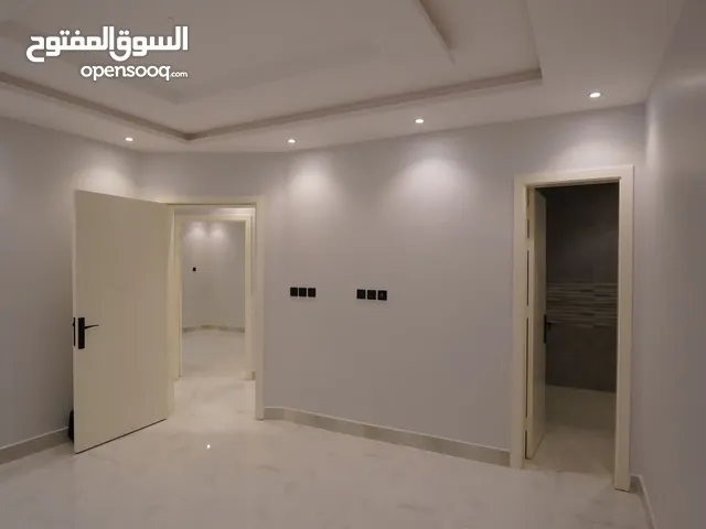 200 m2 4 Bedrooms Apartments for Rent in Jeddah Marwah
