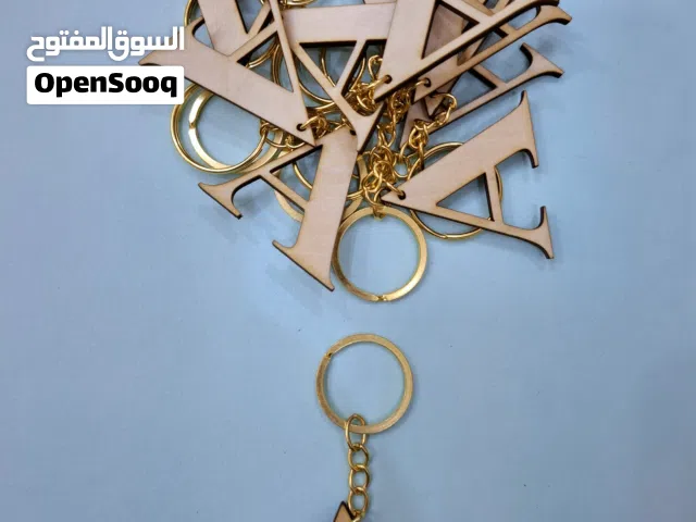 مداليات احرف انگليزية حسب الطلب