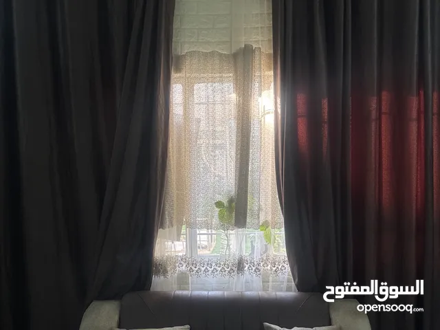 ستائر غرفة جلوس بسعر رمزي جداً العدد المتوفر واحد فقط!!!!!
