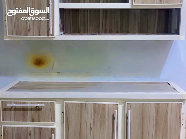 كاونتر مستعمل اربع اشهر نظيف بدون سنگ