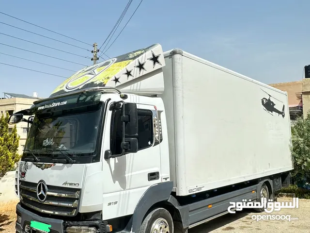 Box Mercedes Benz 2015 in Zarqa